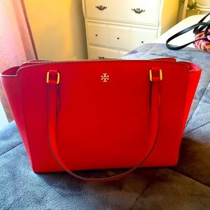 Tory Burch hand bag in perfect condition